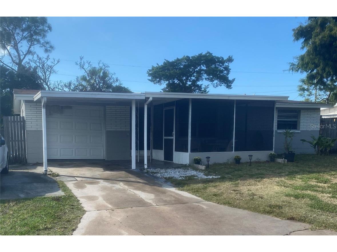 2005 Holiday Drive Holiday FL 34691 T3411212 image1