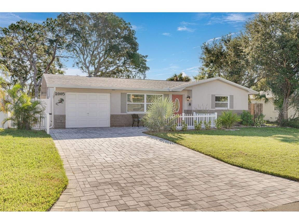 2005 Jefferson Avenue Dunedin FL 34698 TB8399204 image1