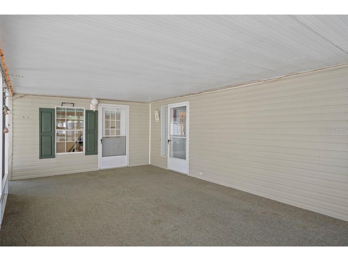 2005 Lake Linda Circle Lutz FL 33558 W7880473 image9