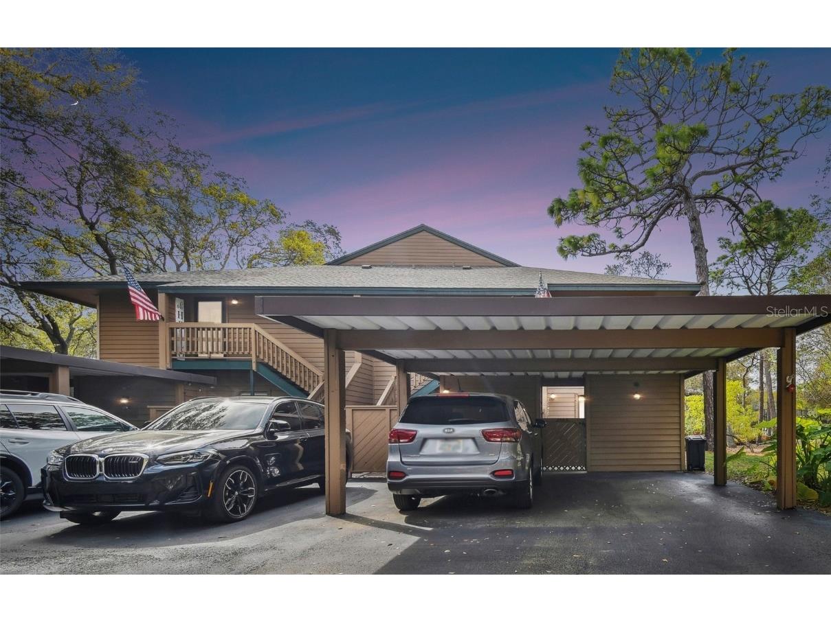 2005 Lennox Road E #2005 Palm Harbor FL 34683 U8233397 image1