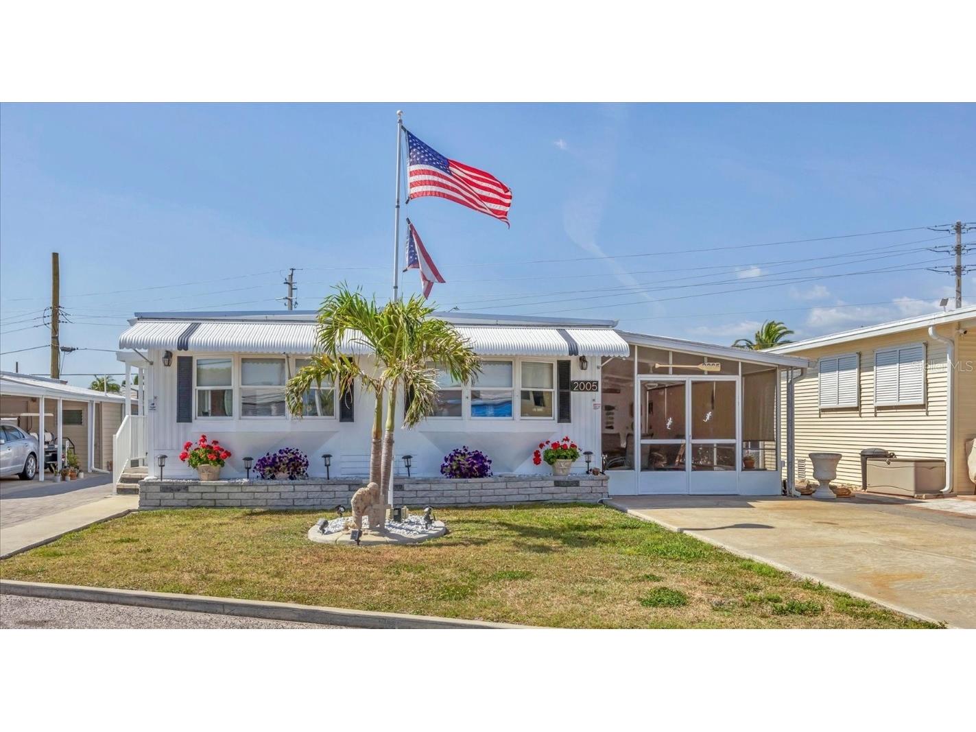 2005 Ohio Avenue Bradenton FL 34207 - SARASOTA BAY A4650494 image1