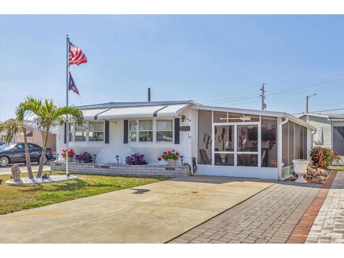 2005 Ohio Avenue Bradenton FL 34207 - SARASOTA BAY A4650494 image2