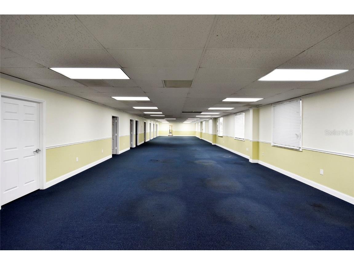 2005 Pan Am Circle Tampa FL 33607 W7877403 image11