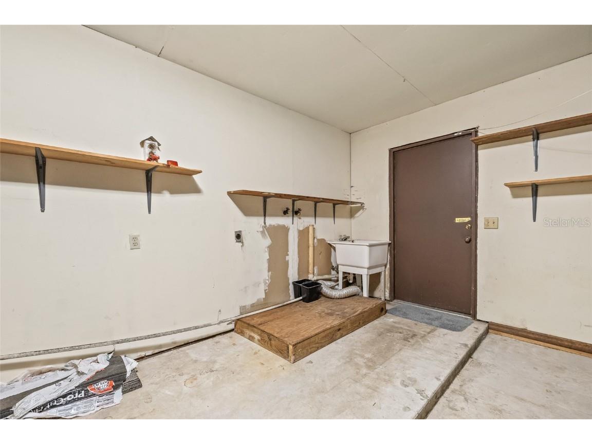 2005 Spirit Lake Road Winter Haven FL 33880 TB8437524 image28