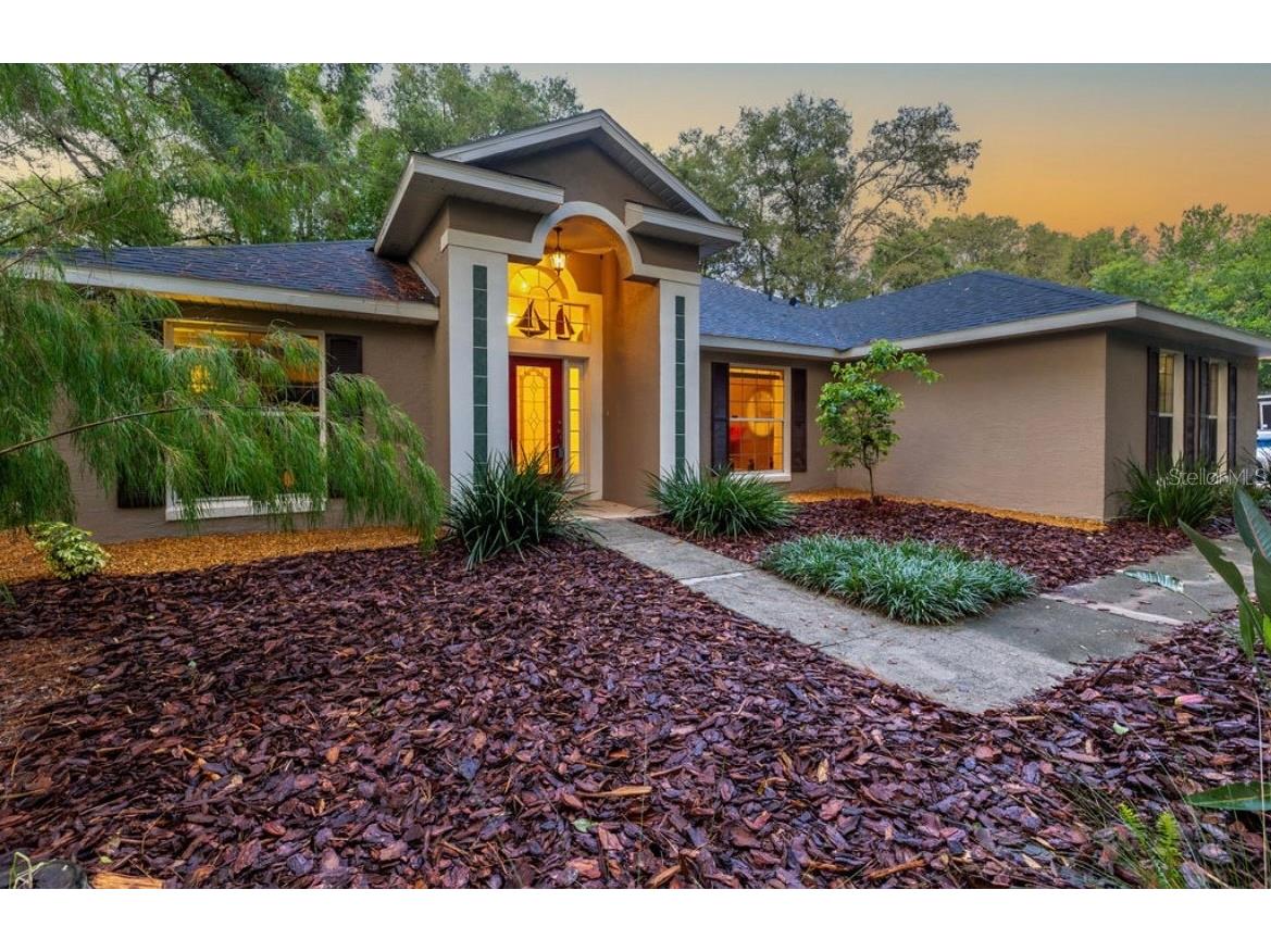 2005 Stratford Drive Deland FL 32724 V4930813 image1