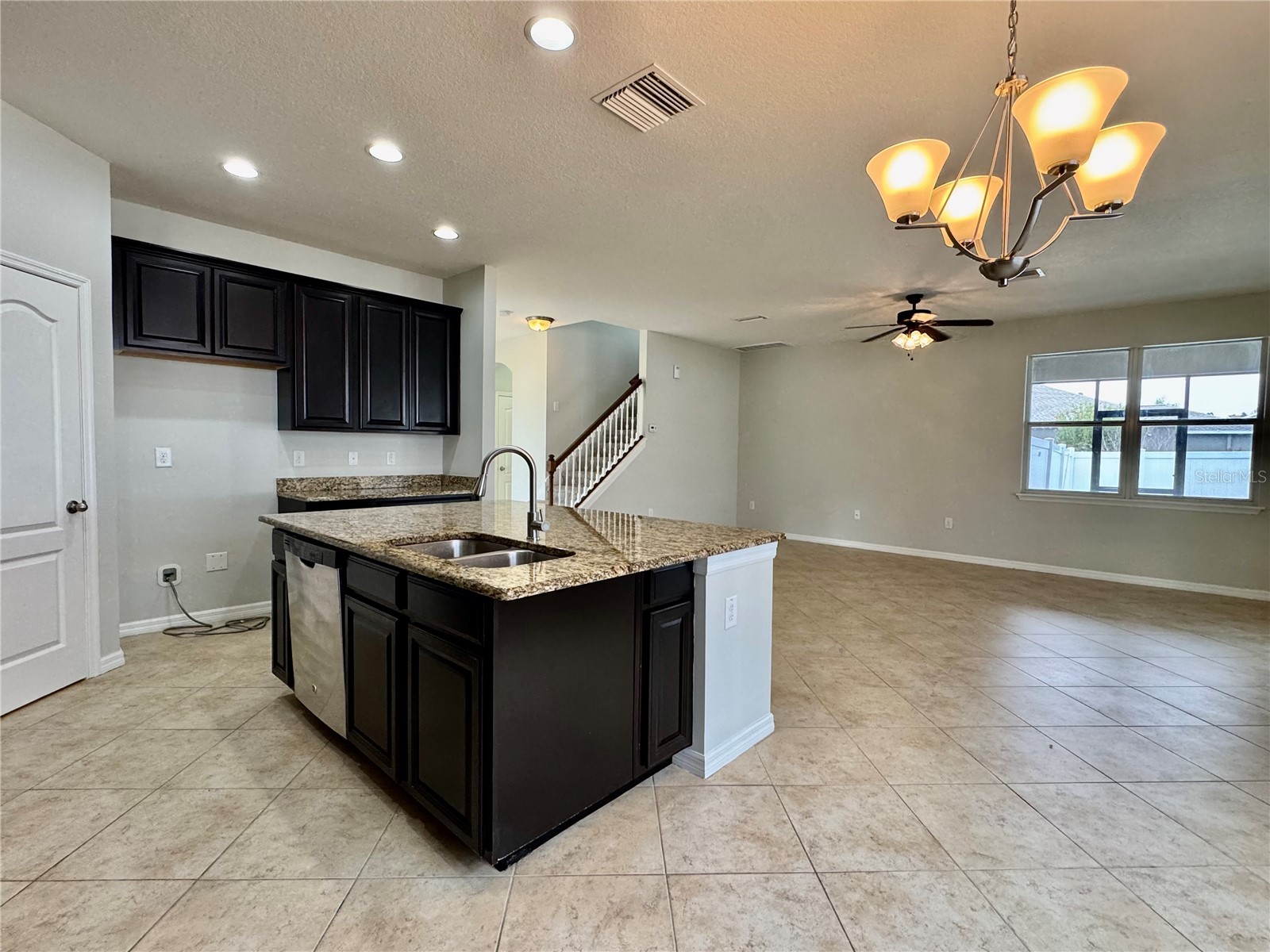 2005 Via Napoli Street Plant City FL 33566 L4959080 image10