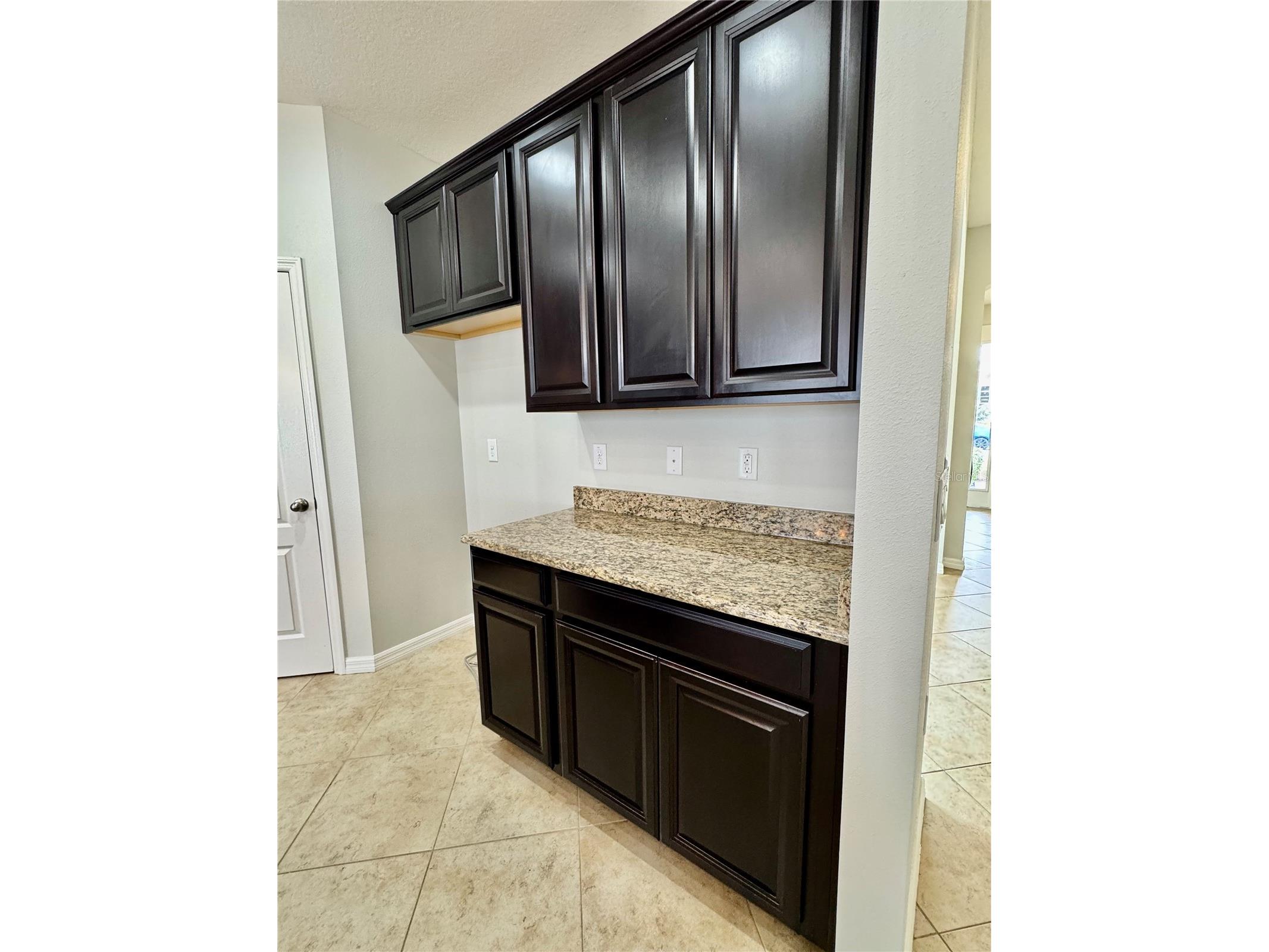 2005 Via Napoli Street Plant City FL 33566 L4959080 image11