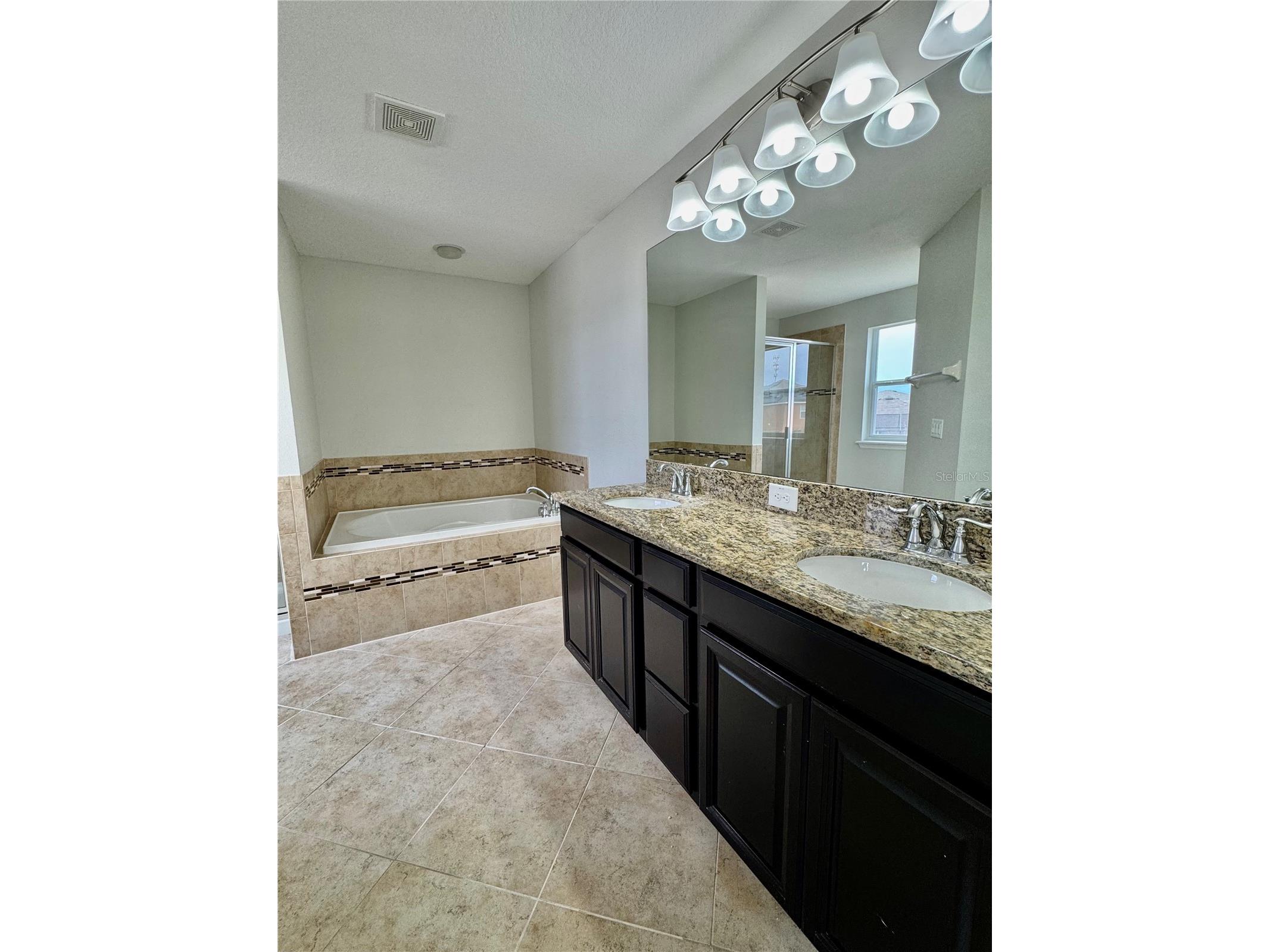 2005 Via Napoli Street Plant City FL 33566 L4959080 image22