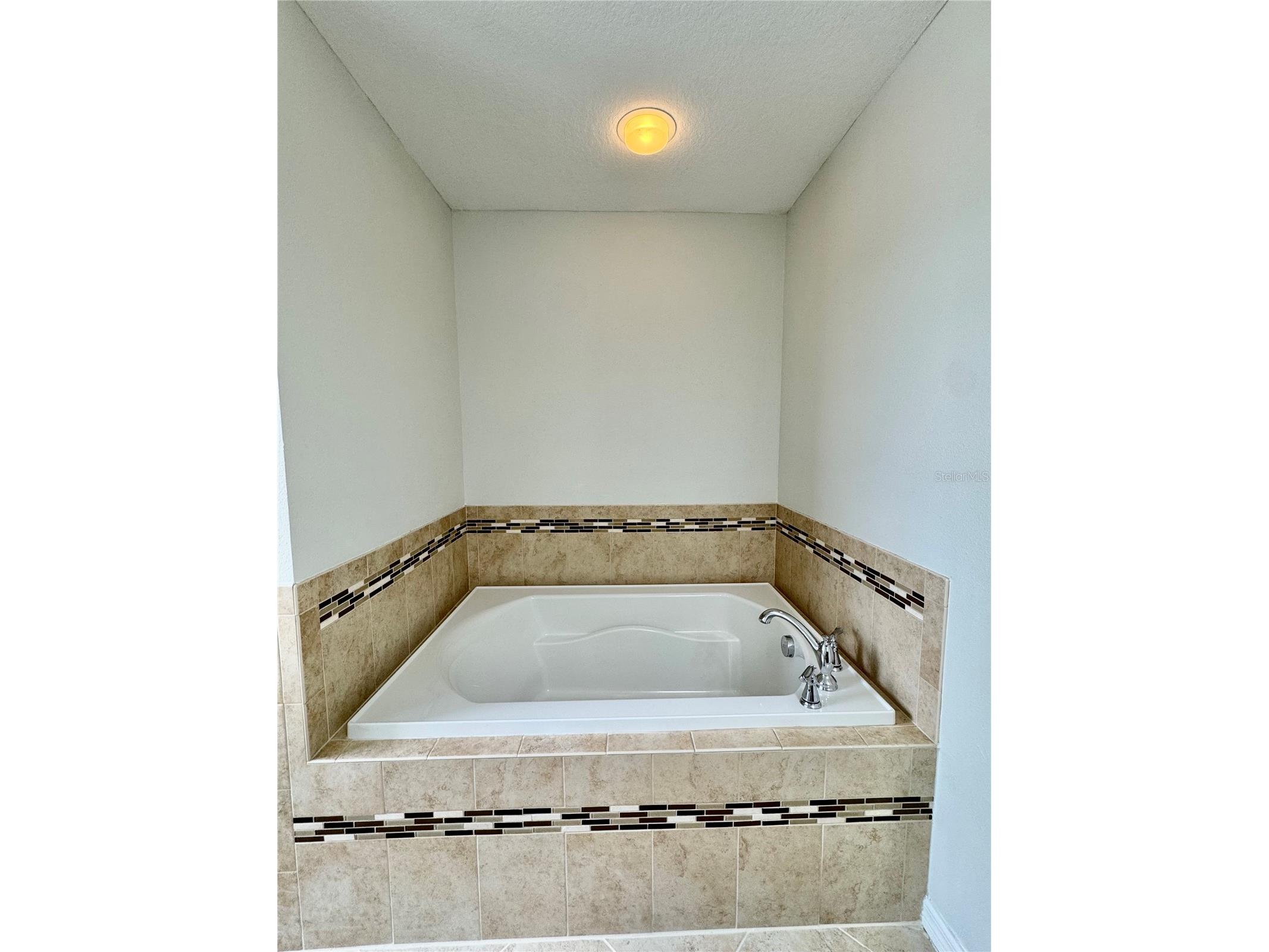 2005 Via Napoli Street Plant City FL 33566 L4959080 image23