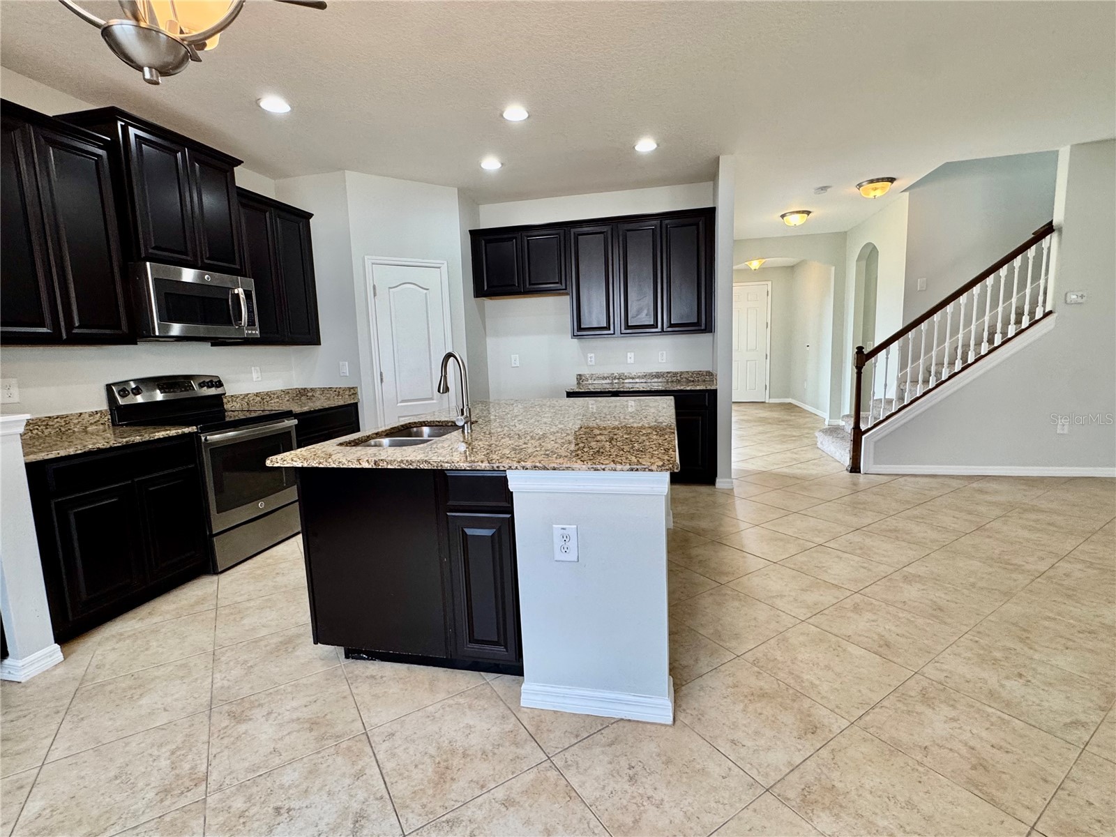 2005 Via Napoli Street Plant City FL 33566 L4959080 image7