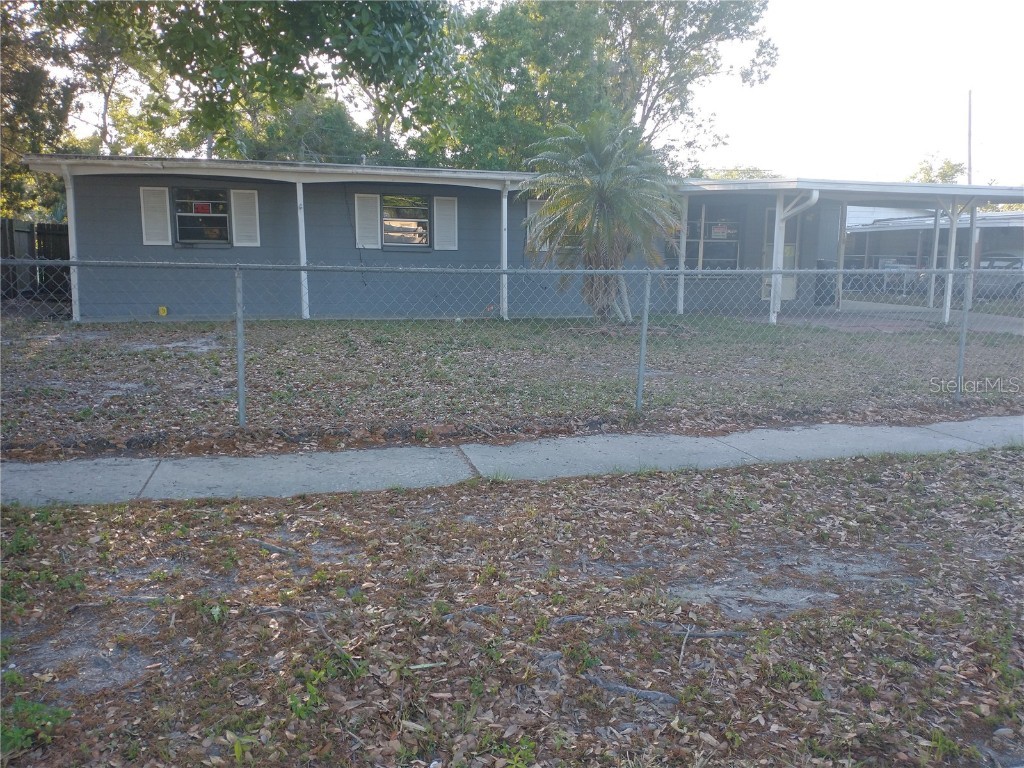 2005 Warrington Way Tampa FL 33619 T3435553 image1
