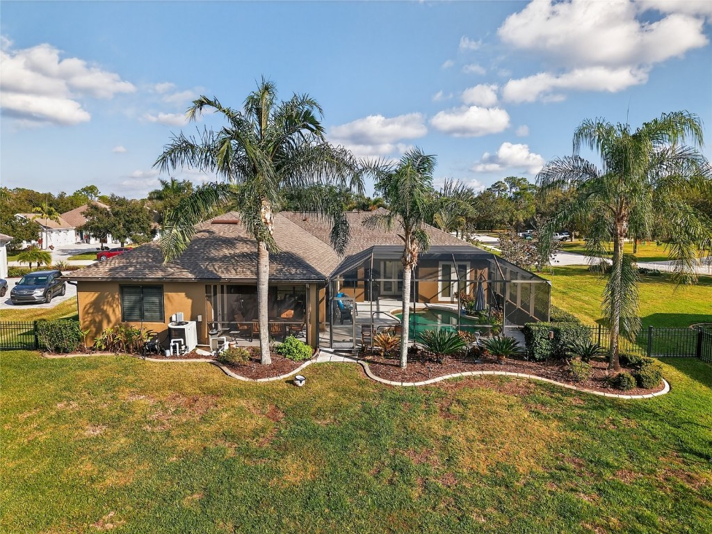 2006 148th Court East Bradenton FL 34212 A4676852 image52