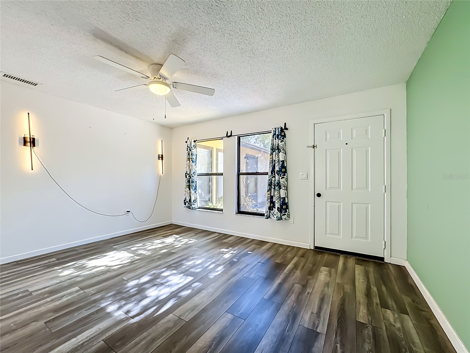 2006 7th Avenue W #B Bradenton FL 34205 A4691534 image6