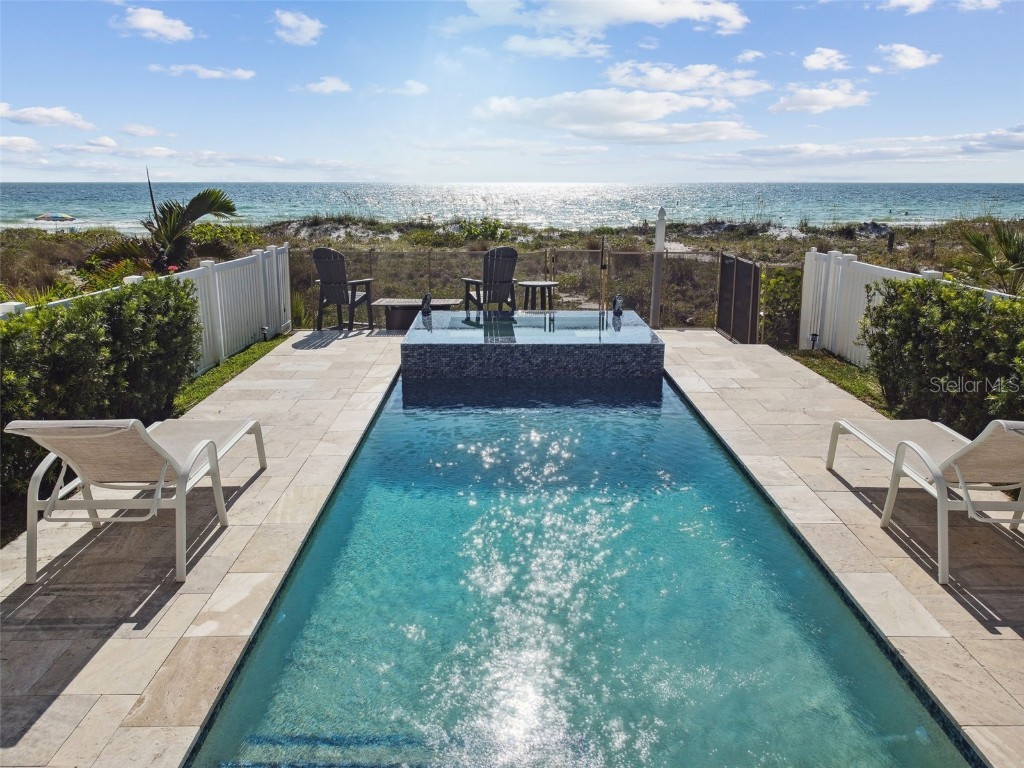 2006 Beach Trail #B Indian Rocks Beach FL 33785 - GULF OF MEXICO U8203696 image1