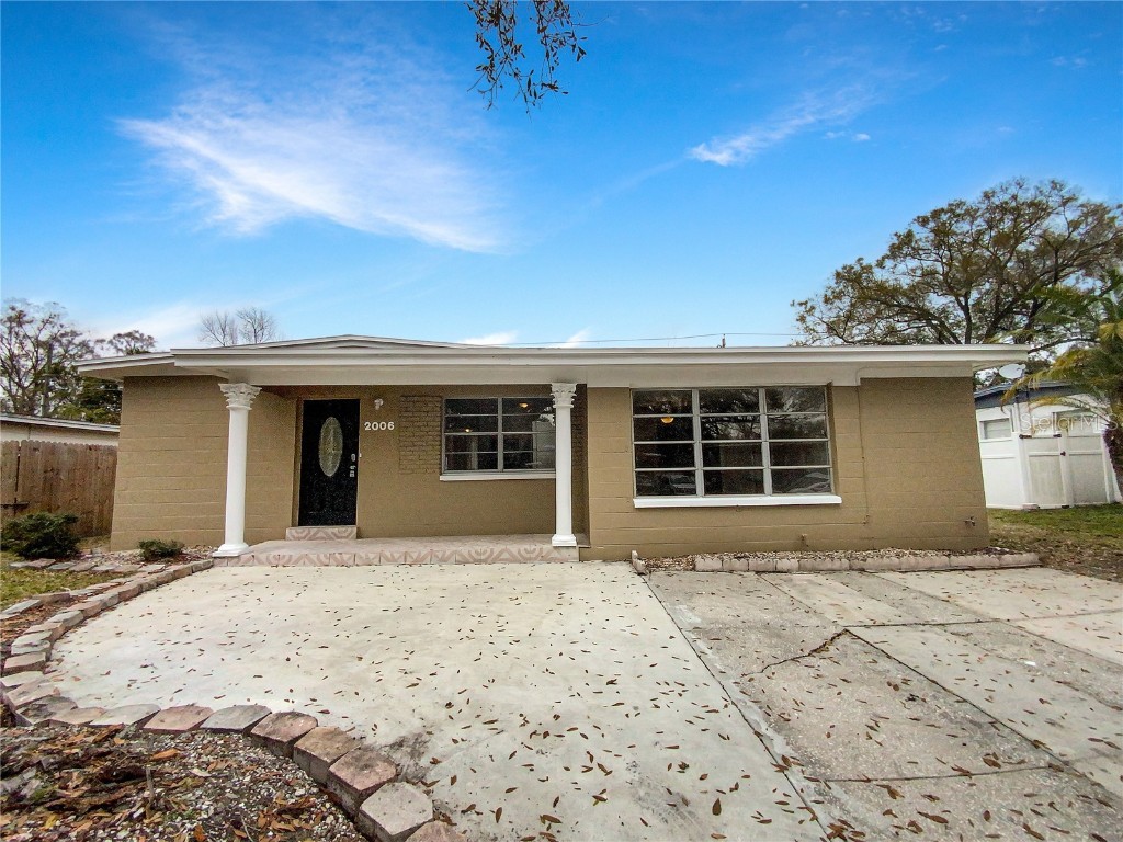 2006 E Robson Street Tampa FL 33610 O6180918 image1