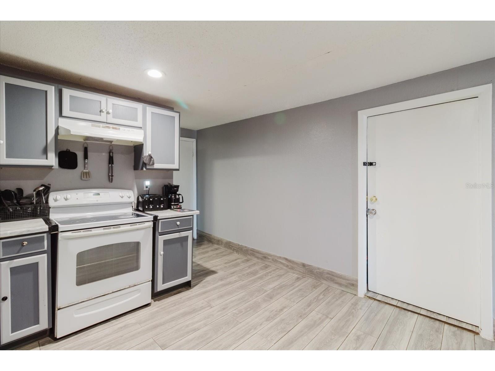 2006 E Stuart Street Tampa FL 33605 TB8474968 image13