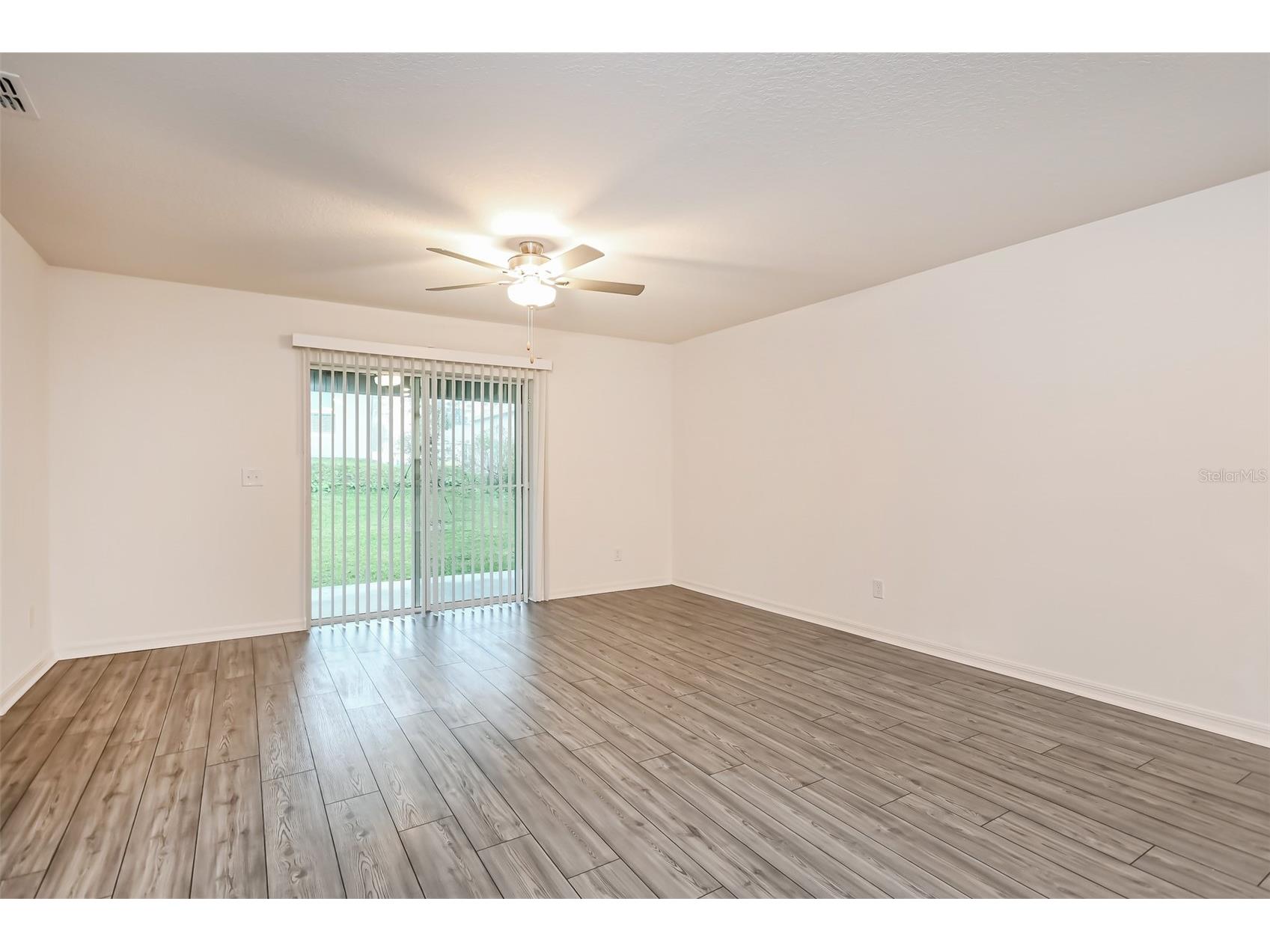 2006 Maple Lane Kissimmee FL 34759 O6392444 image4