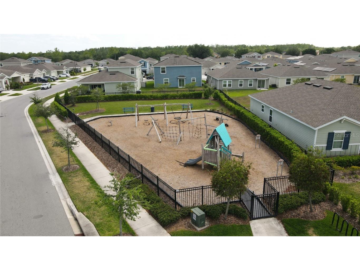 2006 Myrtle Pine Street Kissimmee FL 34746 O6287353 image30