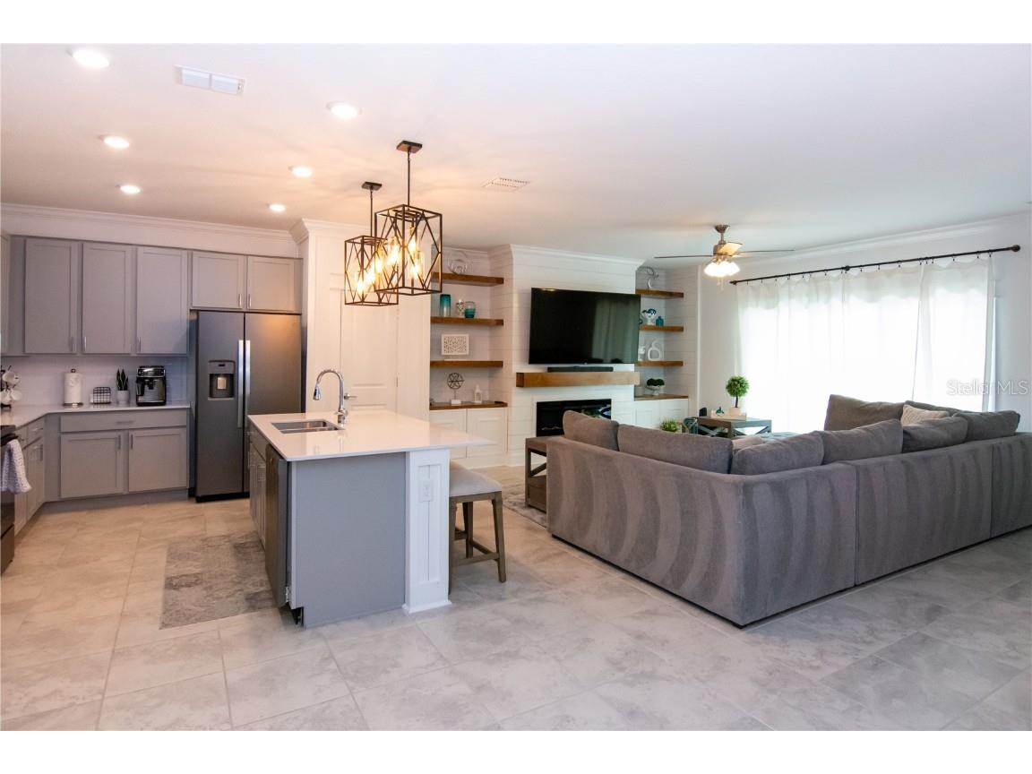 2006 Myrtle Pine Street Kissimmee FL 34746 O6287353 image8