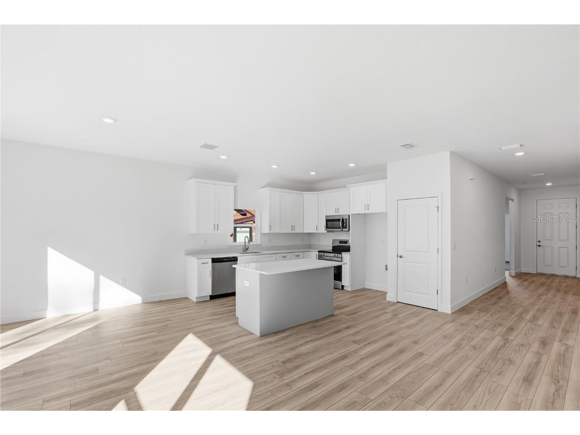 2006 S Maple Avenue Sanford FL 32771 V4946342 image11