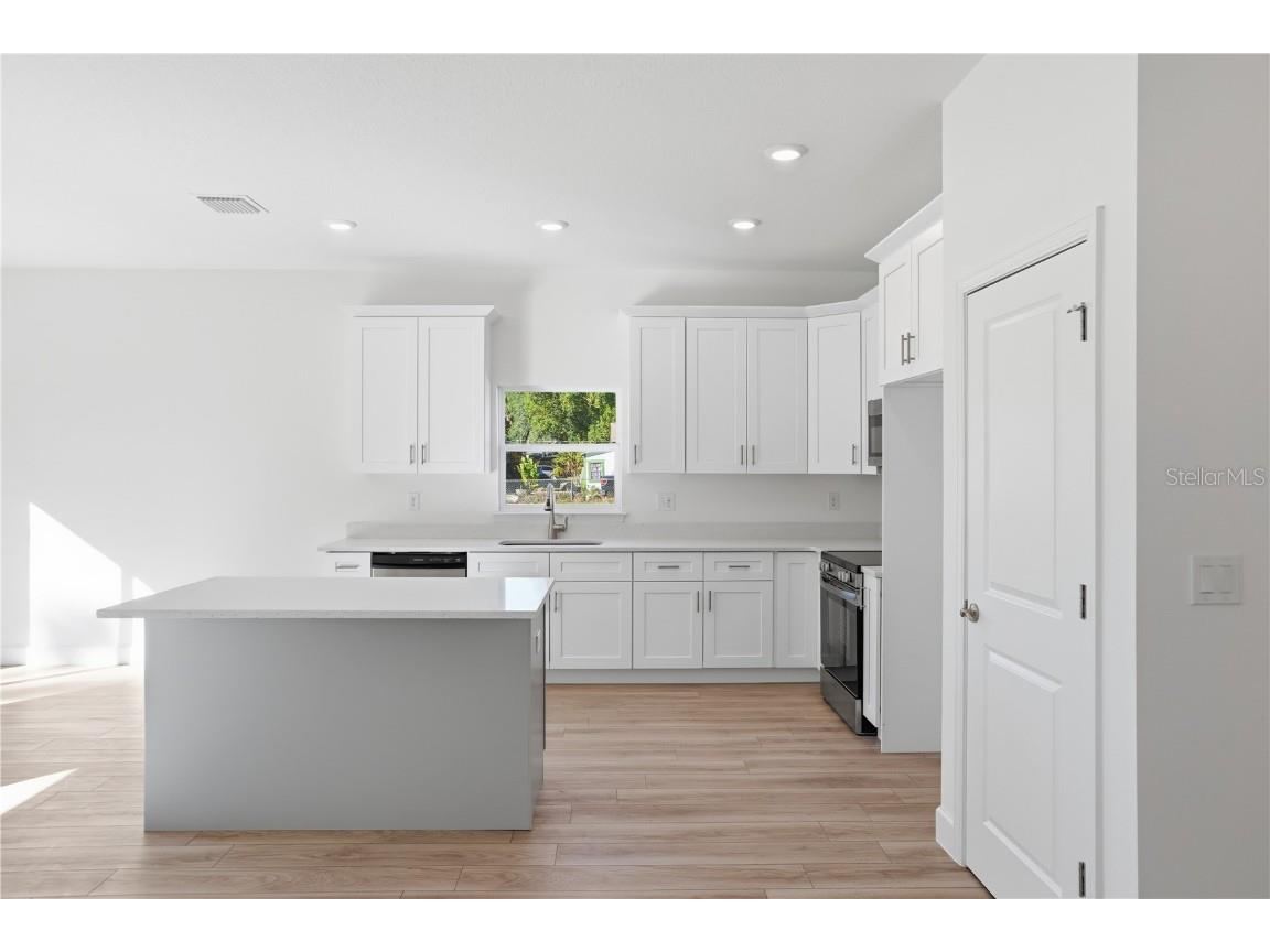 2006 S Maple Avenue Sanford FL 32771 V4946342 image13