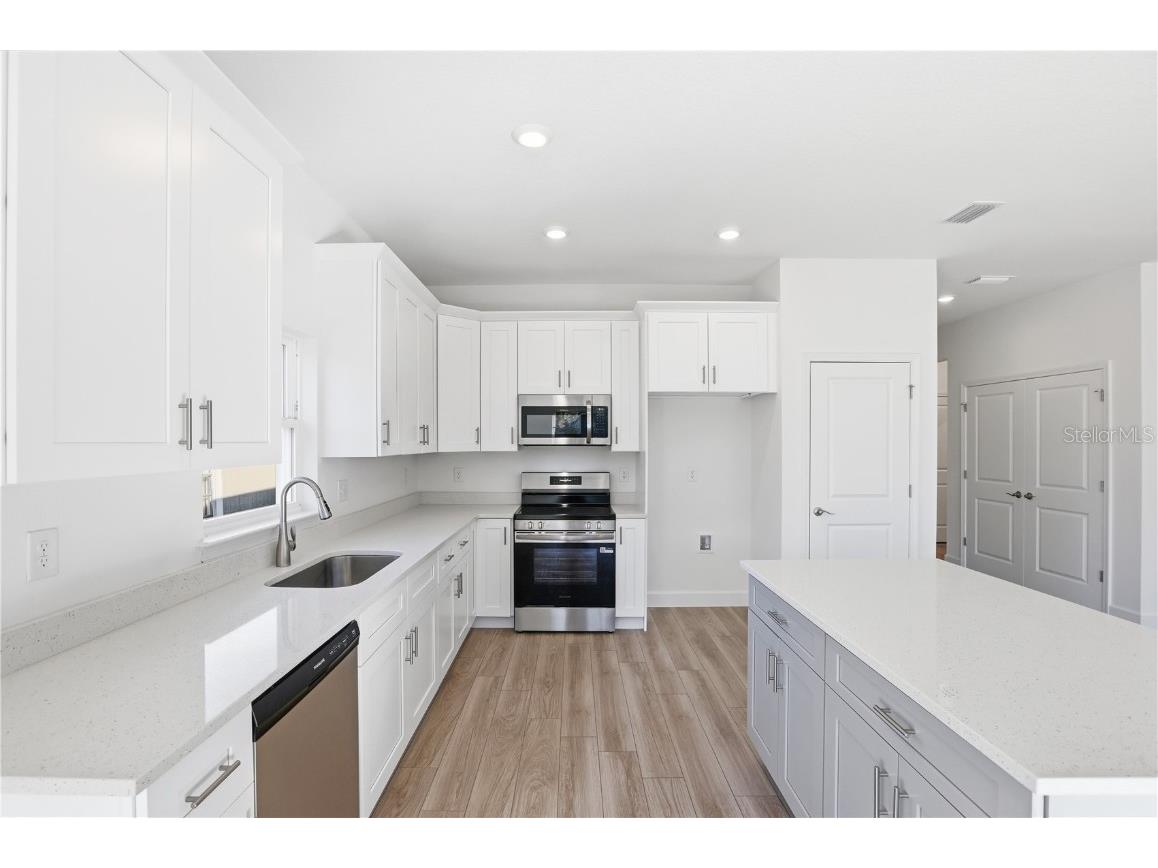 2006 S Maple Avenue Sanford FL 32771 V4946342 image14