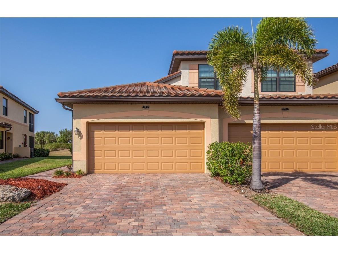 20060 Ragazza Circle #101 Venice FL 34293 N6125726 image1