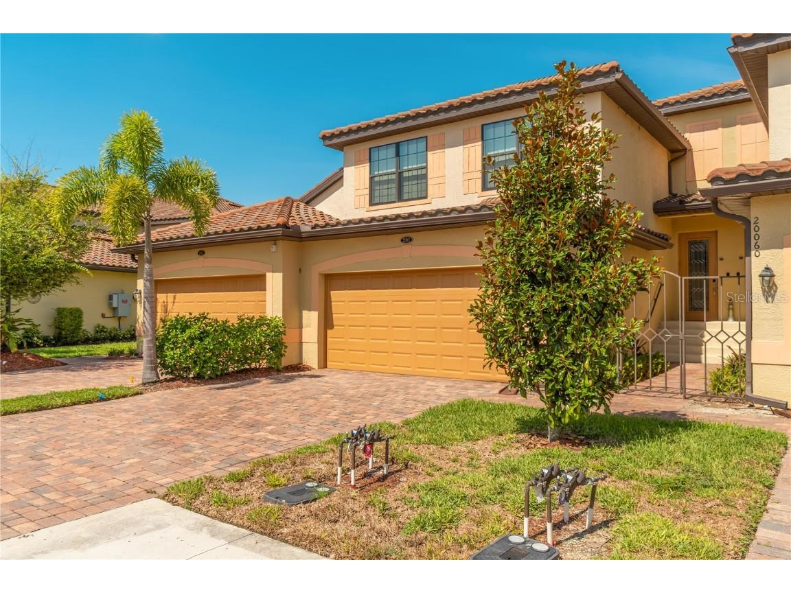 20060 Ragazza Circle #201 Venice FL 34293 N6126180 image1
