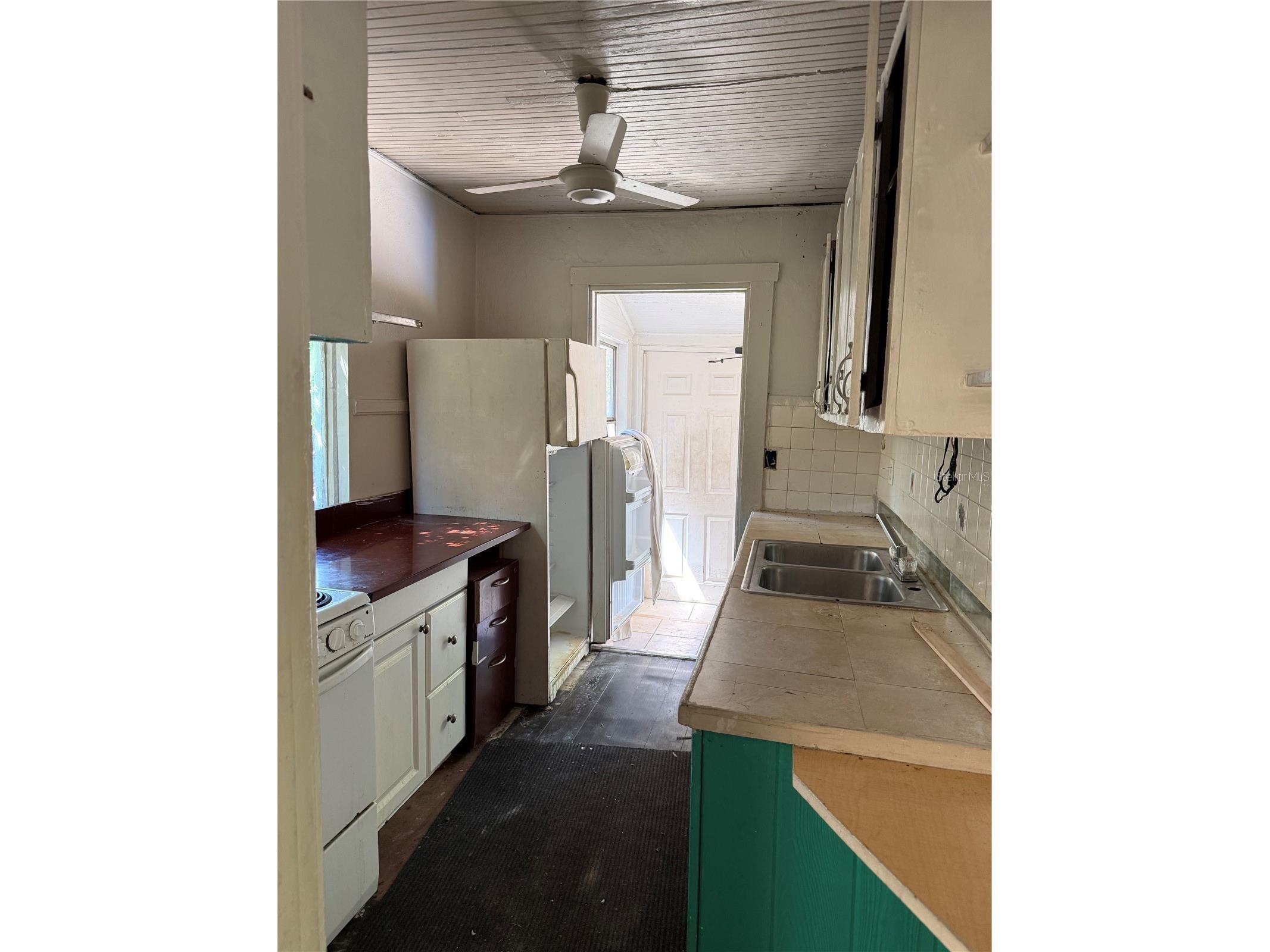 2007 43rd Street S Gulfport FL 33711 TB8488064 image3