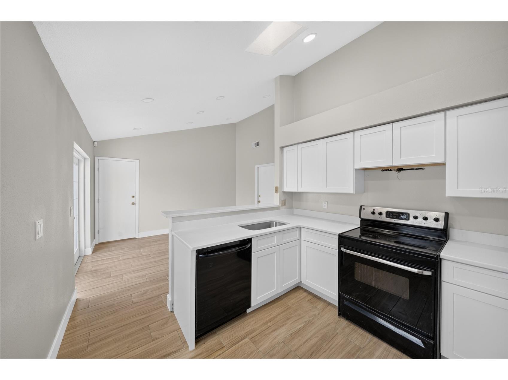 2007 59th Circle S Saint Petersburg FL 33712 TB8521619 image12