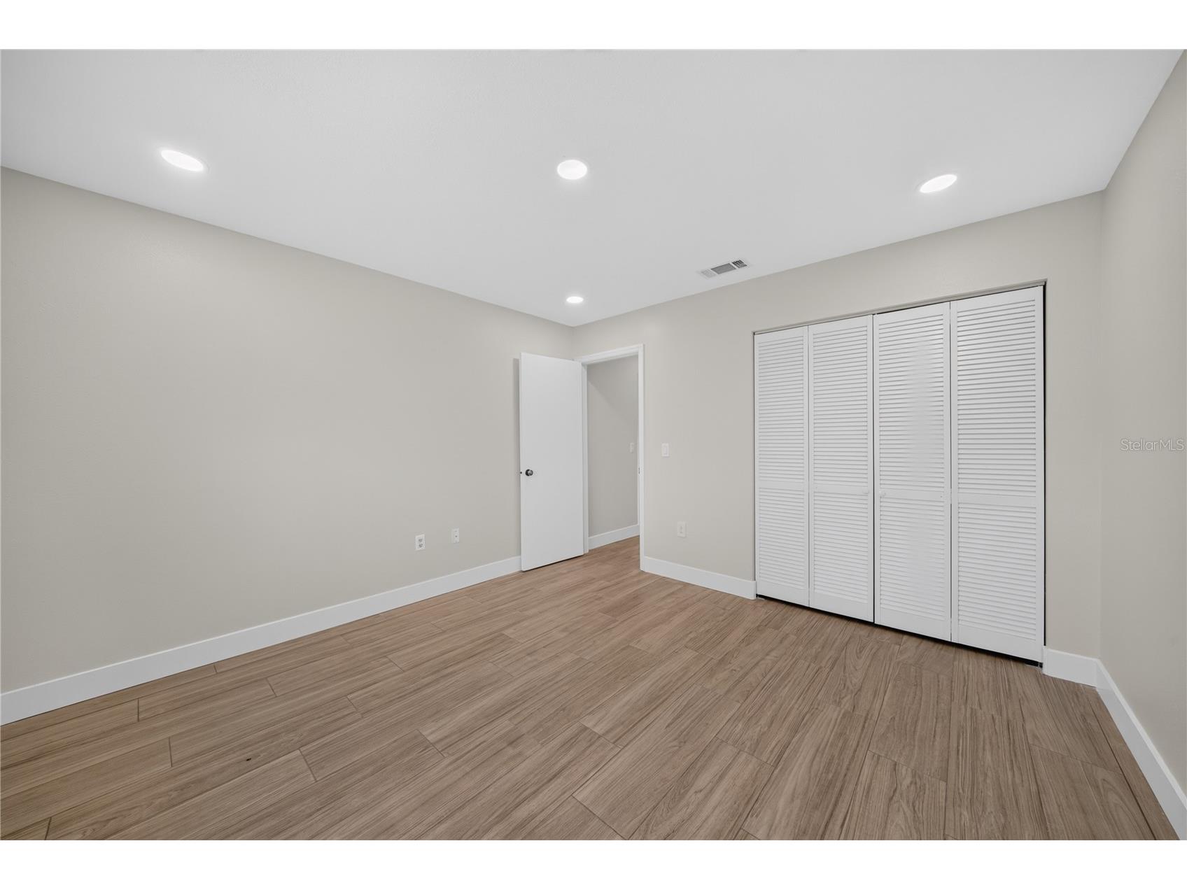 2007 59th Circle S Saint Petersburg FL 33712 TB8521619 image21