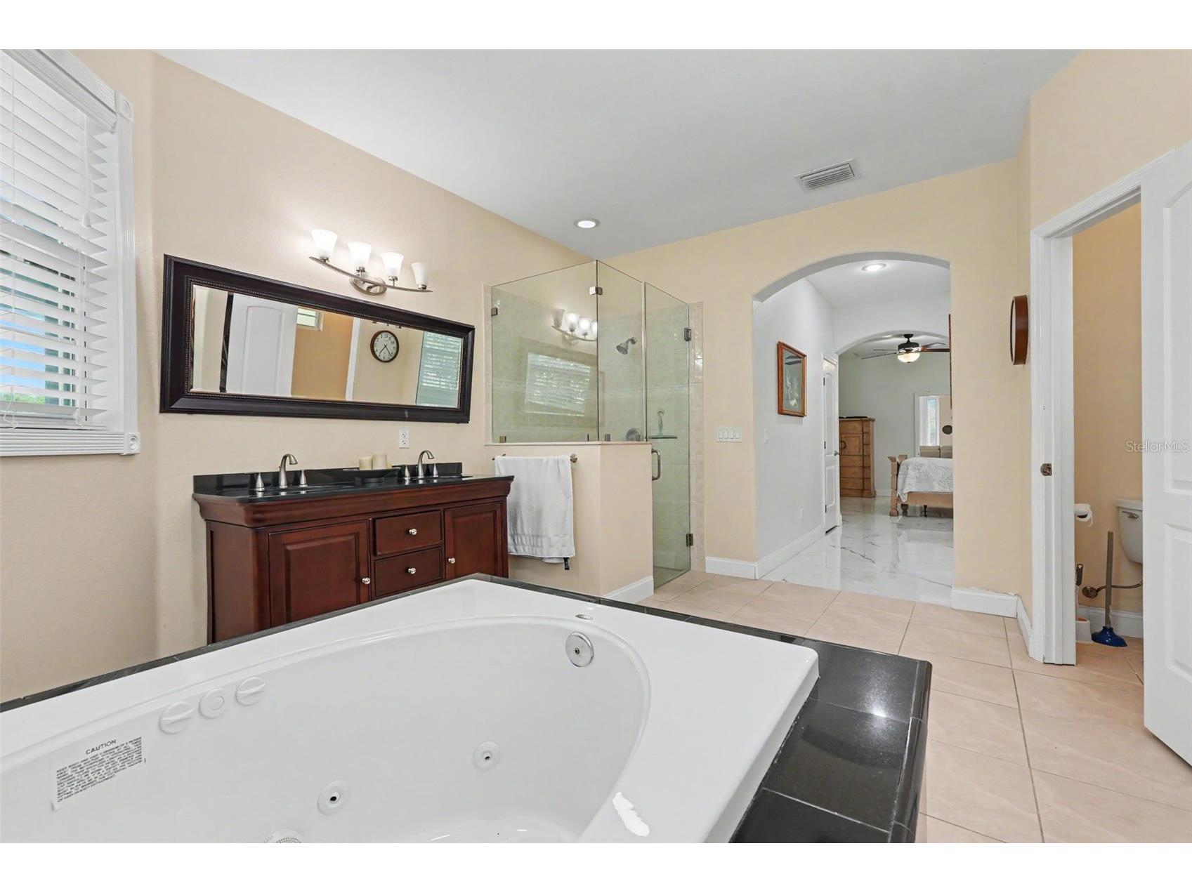 2007 61st Street Sarasota FL 34243 A4699905 image11