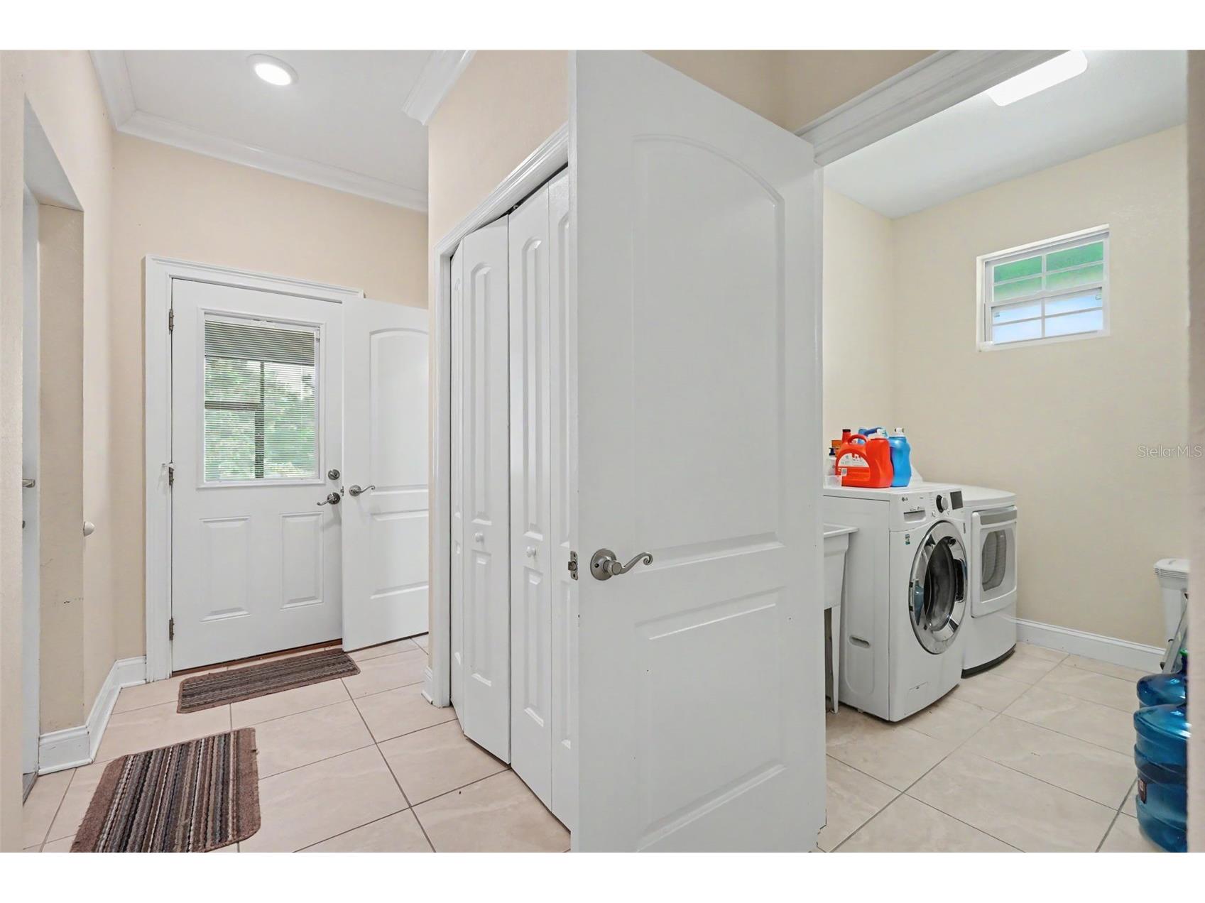 2007 61st Street Sarasota FL 34243 A4699905 image15