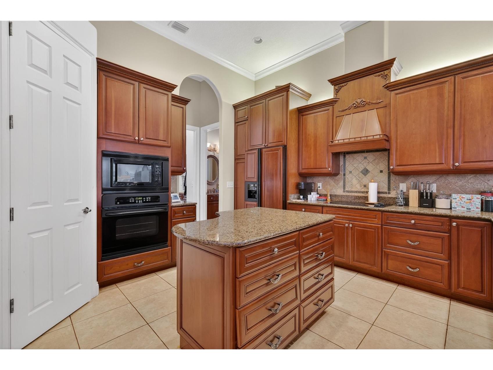 2007 Country Club Drive Eustis FL 32726 - LAKE NETTIE G5109252 image16