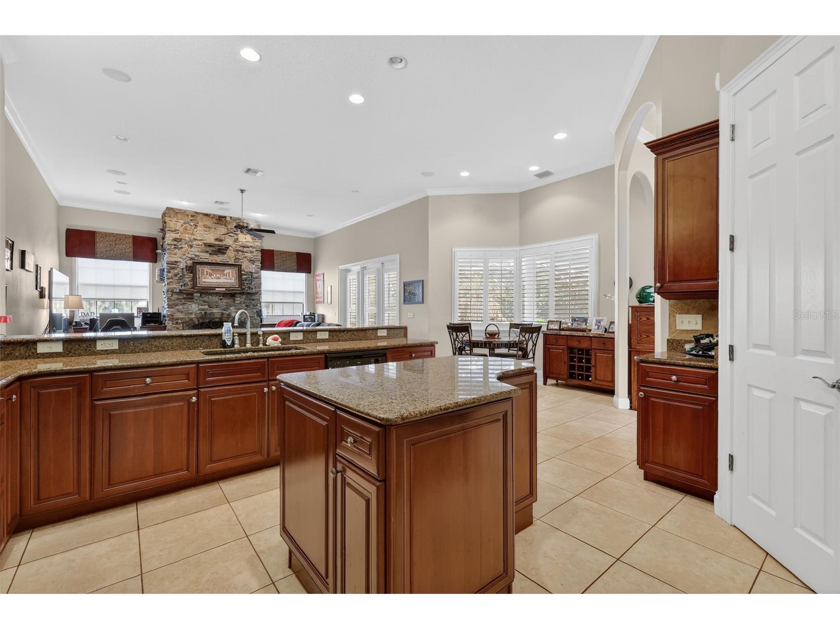 2007 Country Club Drive Eustis FL 32726 - LAKE NETTIE G5109252 image18
