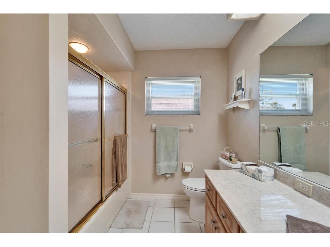 2007 E View Drive Sun City Center FL 33573 TB8364348 image21