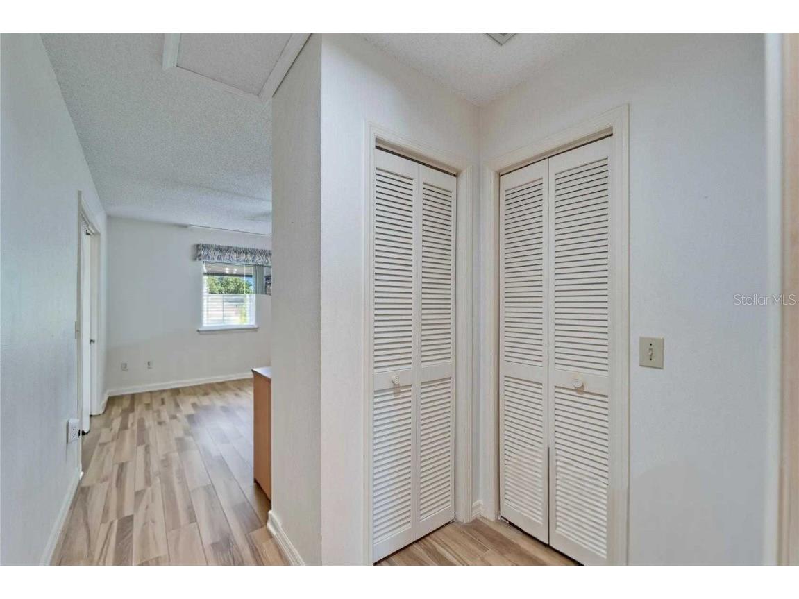 2007 E View Drive Sun City Center FL 33573 TB8364348 image26