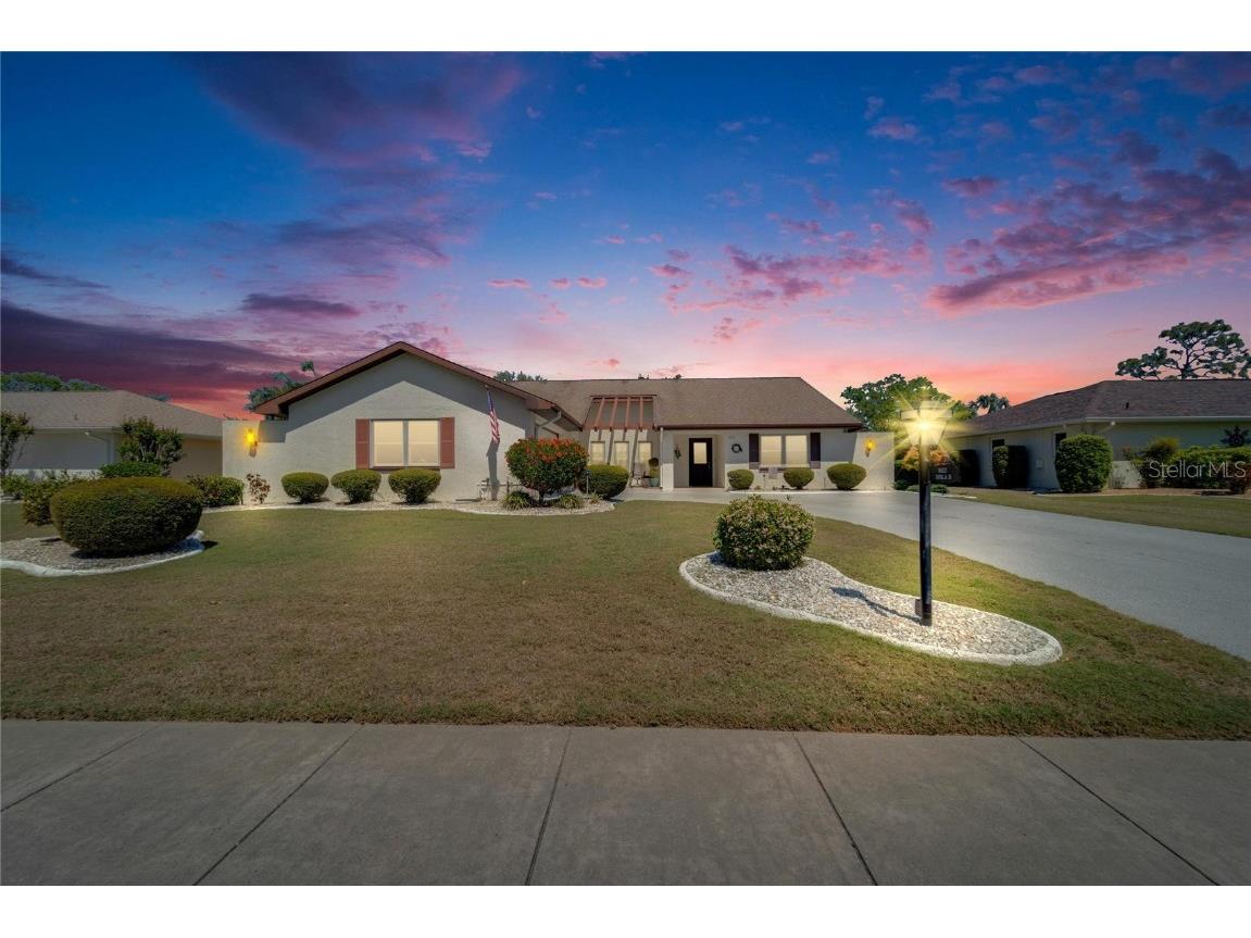 2007 E View Drive Sun City Center FL 33573 TB8364348 image4