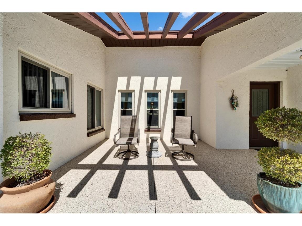 2007 E View Drive Sun City Center FL 33573 TB8364348 image52