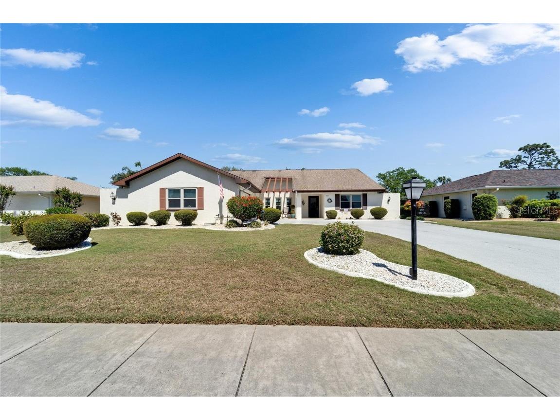 2007 E View Drive Sun City Center FL 33573 TB8364348 image54