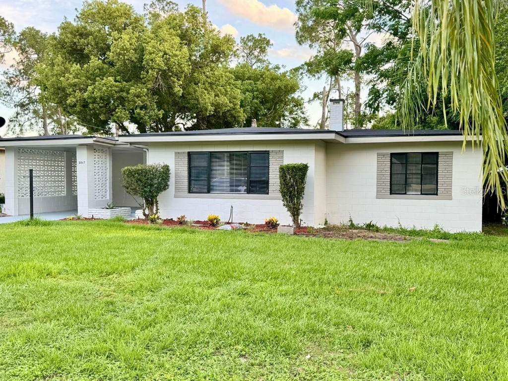 2007 Helms Avenue Leesburg FL 34748 O6208833 image1