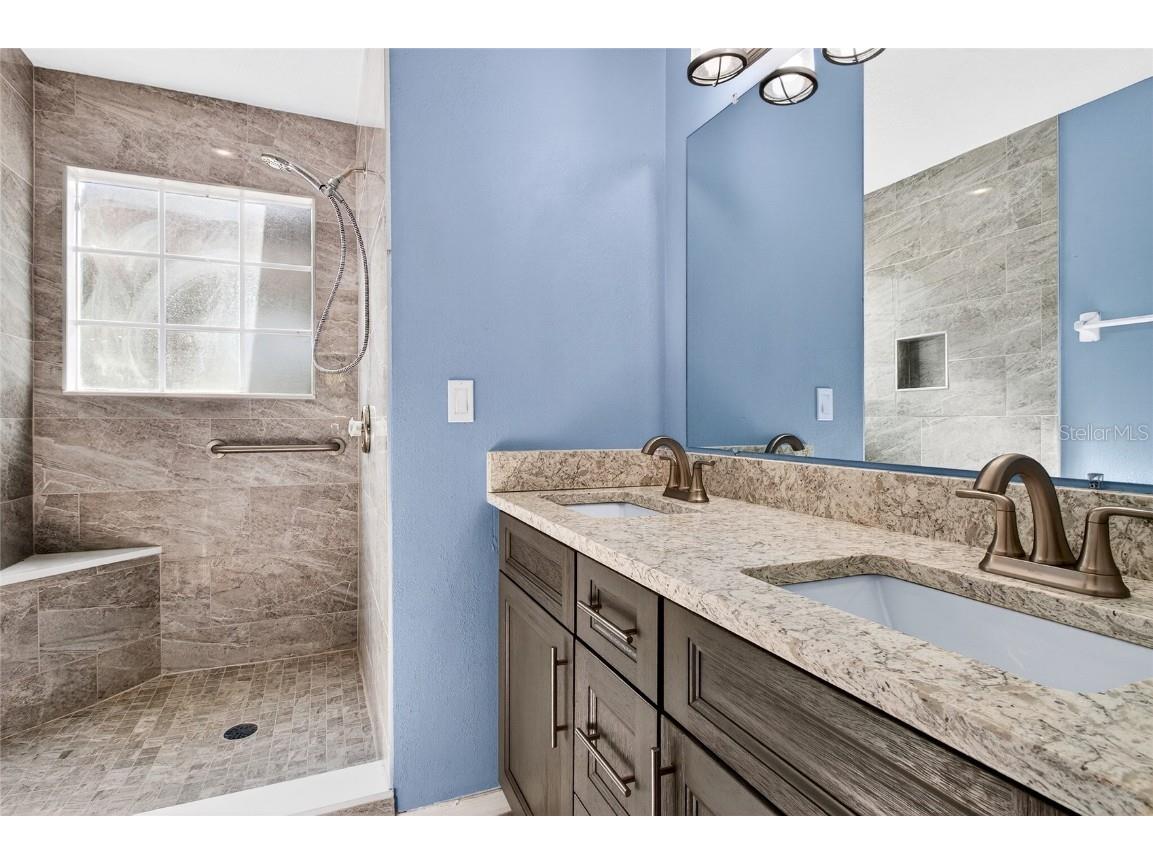 2007 Royal Bay Boulevard #144 Kissimmee FL 34746 O6365012 image16