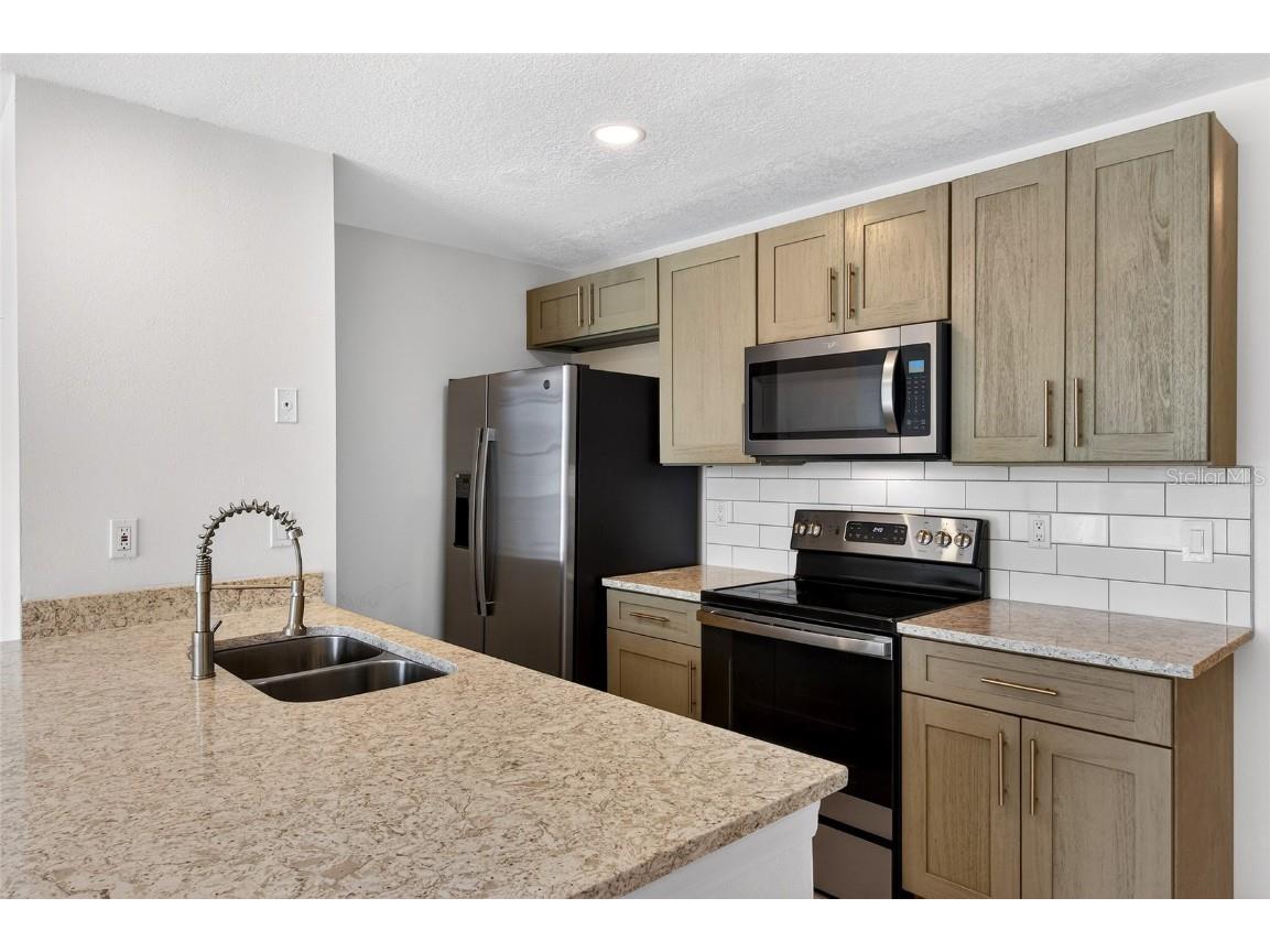 2007 Royal Bay Boulevard #144 Kissimmee FL 34746 O6365012 image6