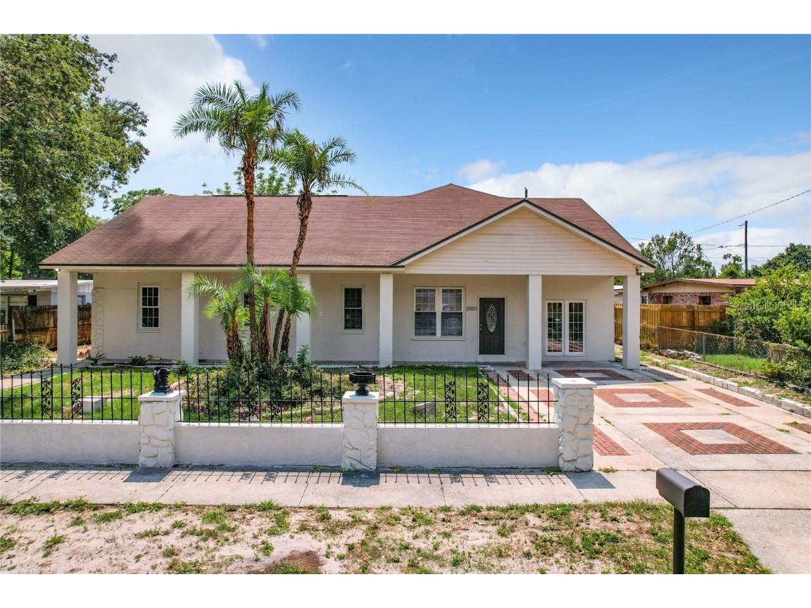 2007 Waikiki Way Tampa FL 33619 O6118956 image1