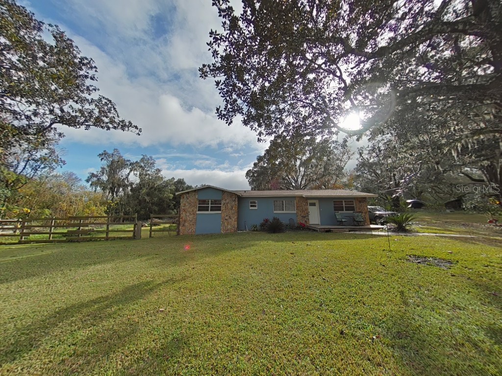 20070 Manecke Road Brooksville FL 34601 W7860766 image1