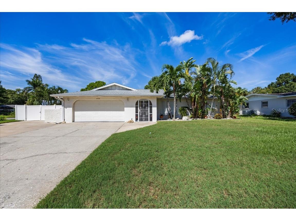 2008 39th Street W Bradenton FL 34205 A4620708 image1