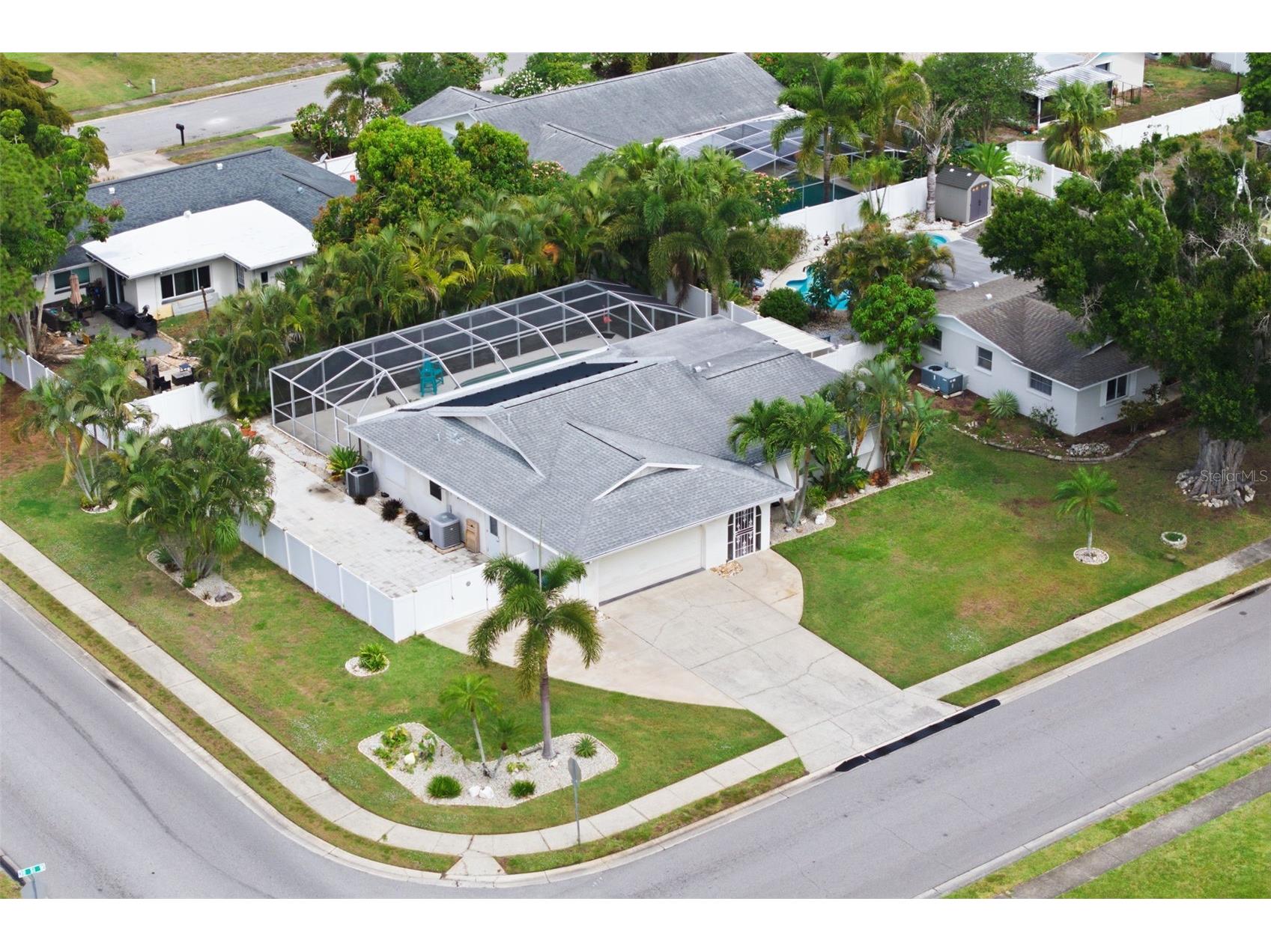 2008 39th Street W Bradenton FL 34205 A4684275 image5
