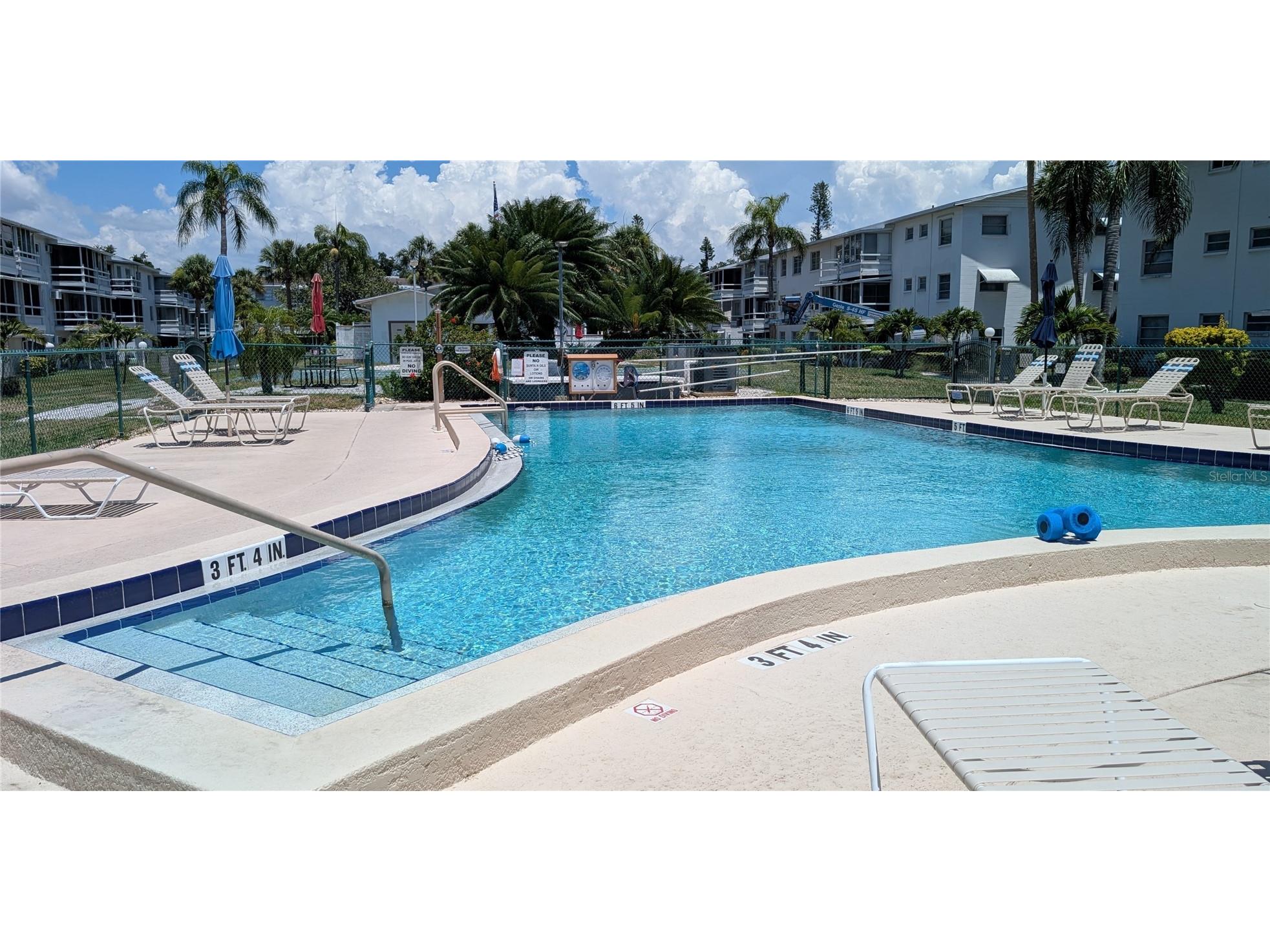 2008 Canal Drive #M3 Bradenton FL 34207 A4697838 image32