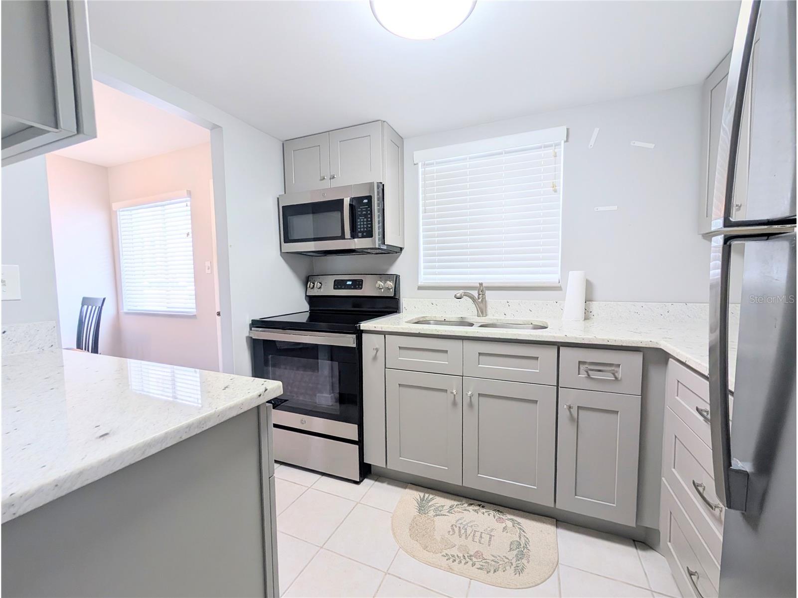 2008 Canal Drive #M3 Bradenton FL 34207 A4697838 image5