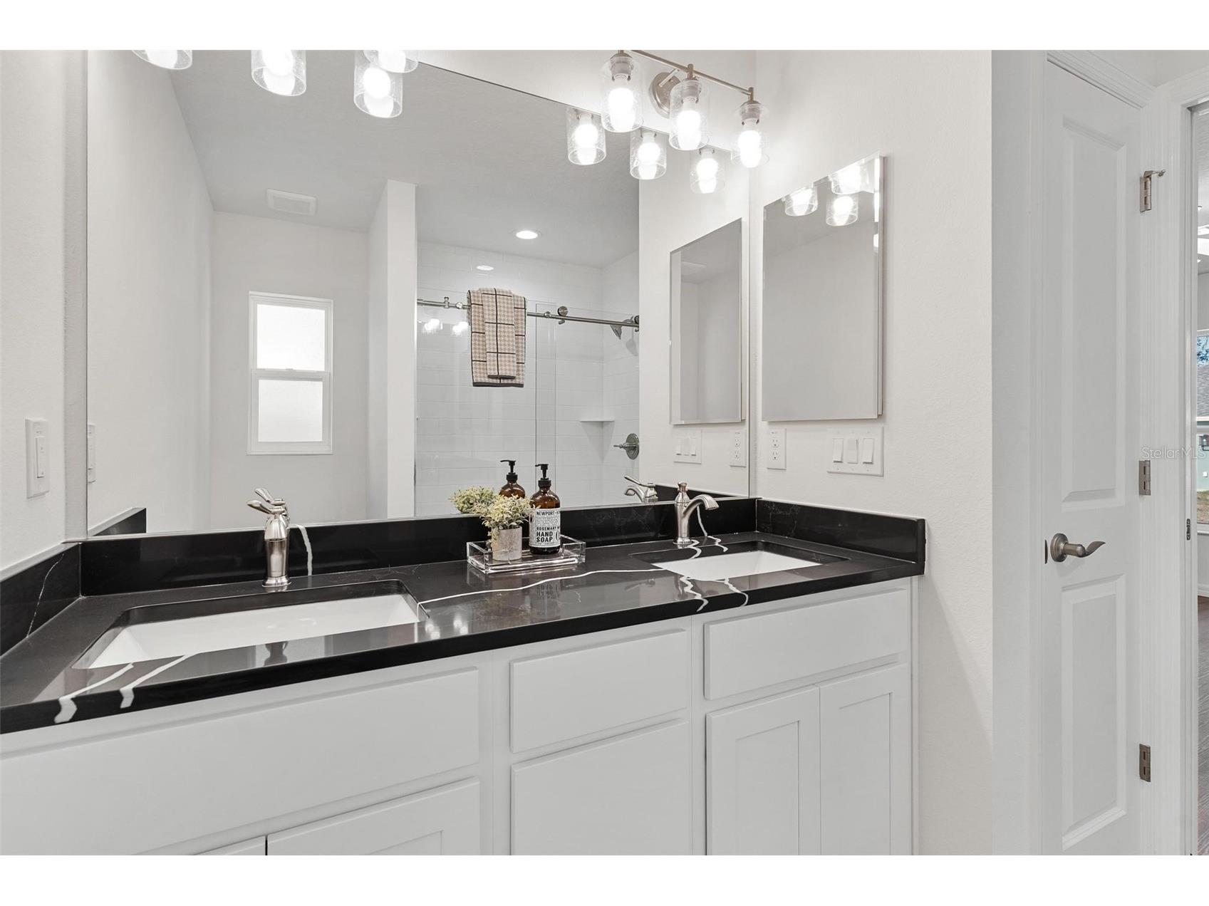 2008 Hollywood Leesburg FL 34748 G5103622 image23